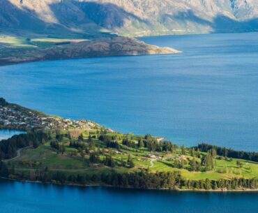 Why Rich Americans Are Moving to New Zealand in 2025