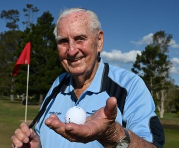 Boydie Collyer, 92, hits his first hole-in-one on NSW golf course