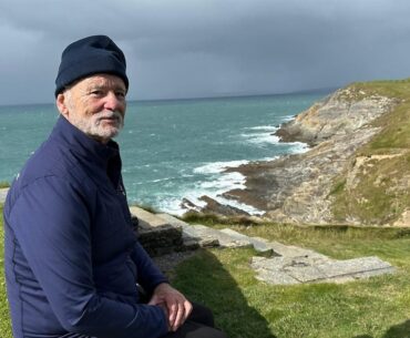 Bill Murray tours Ireland for the craic in new golf-themed BBC road trip – The Irish News