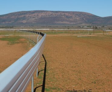 Sport's lifeline for South Australian towns in near-constant drought