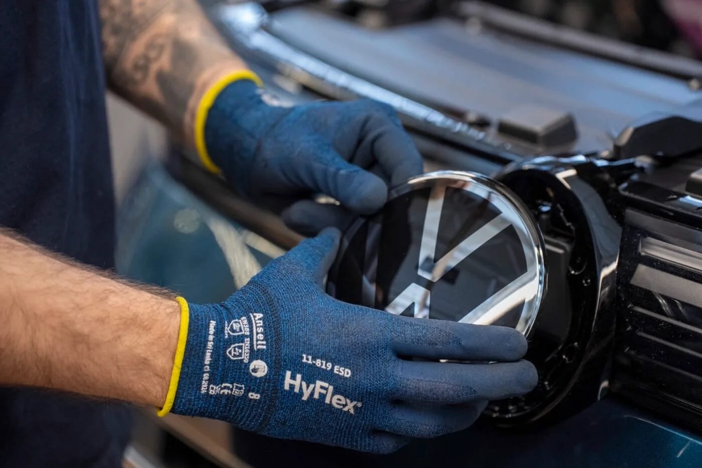 VW seeks partner for PowerCo and delays ID. Golf production start