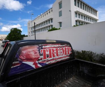 Prosecution continues case against the man accused in a Trump assassination attempt