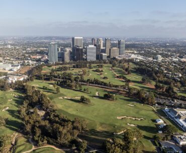 Twin brothers made $1M scamming golf tee times across Calif., feds say
