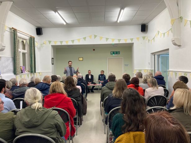 Councillor Dan Jellyman addresses a meeting of Trentham South Residents' Association