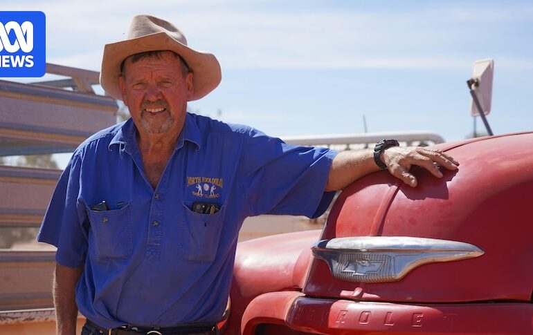 Outback golf tournament brings together 150 players to support Royal Flying Doctor Service