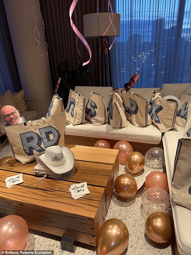 Everybody was treated to custom tote bags from House of Henry filled with various goodies