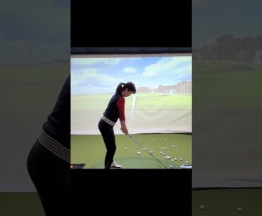 Ji Hee Lee 李知姫