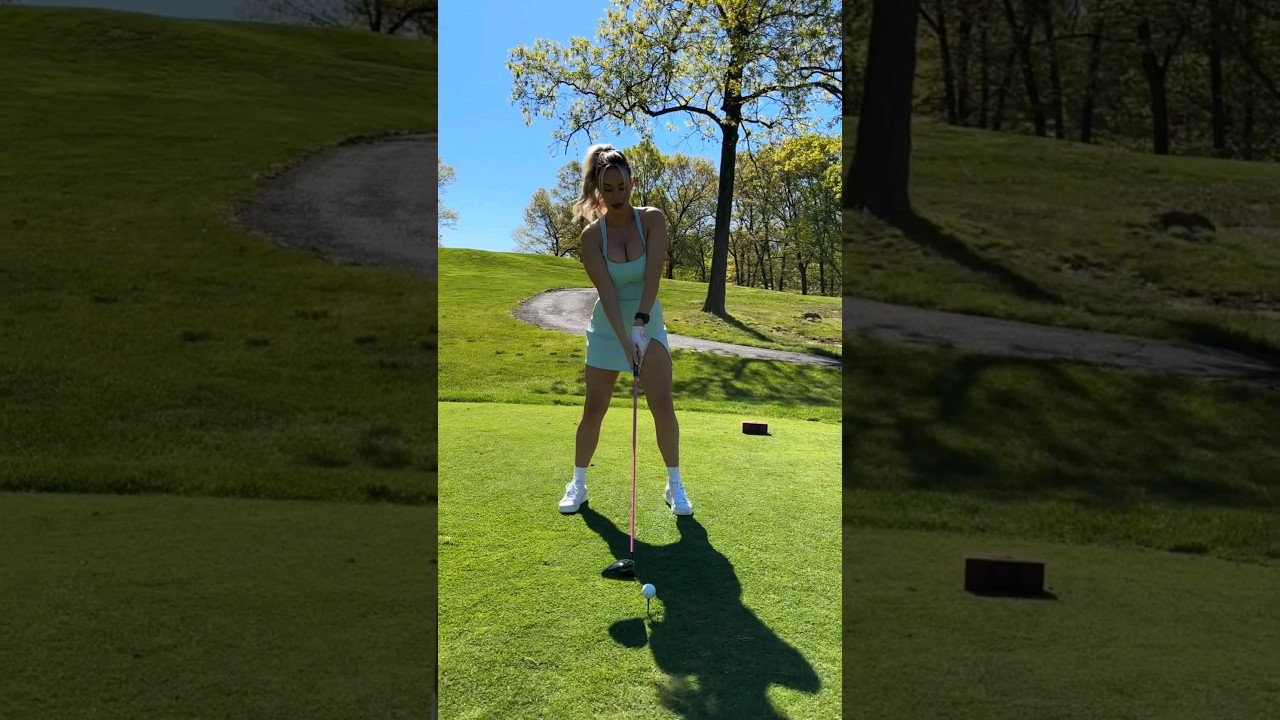 Paige Spiranac #golf #golfswing #shorts Paige Spiranac #golf #golfswing #shorts