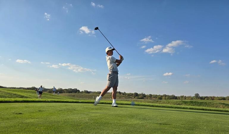Aggies Open in 6th at Marquette Intercollegiate