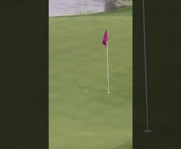 Grace Kim hits this stunner and eagles 18 to force a playoff 👊