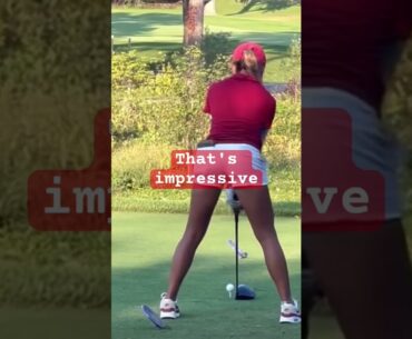 What do you notice about her ? #golf #golfswing