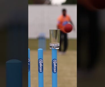 Muralitharan Hits Coin on Glass Top of Wicket 🎯 | ep: 32 #hit #coin #wicket #muralitharan #spinner