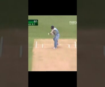 Brett Lee Vs Sachin Beautiful Outswing Delivery #cricket