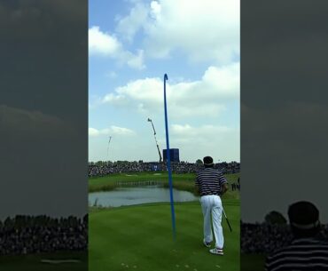 Bubba's INSANE tee shot! 🤩