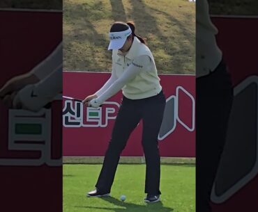 빈스윙 하는 루트가 우리 아마추어들이랑은 틀리죠? 윤수아프로.따라해 보세요 #KOREA#GOLF#KLPGA#미녀#Beauty#골퍼#golfshorts#골프쇼츠#골프#swing#스윙 빈스윙 하는 루트가 우리 아마추어들이랑은 틀리죠? 윤수아프로.따라해 보세요 #KOREA#GOLF#KLPGA#미녀#Beauty#골퍼#golfshorts#골프쇼츠#골프#swing#스윙
