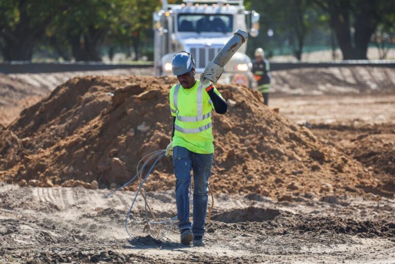 Is Trump using the rubble from the East Wing to improve a DC golf course? Is Trump using the rubble from the East Wing to improve a DC golf course?