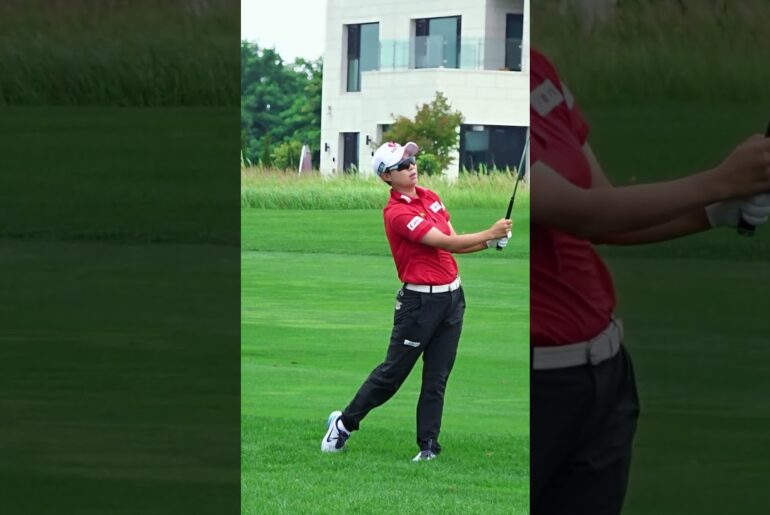 스윙의 모든 과정이 매끄럽다! #김효주 프로 세컨 아이언 샷! #골프 #golf (구독은 좋아요) 스윙의 모든 과정이 매끄럽다! #김효주 프로 세컨 아이언 샷! #골프 #golf (구독은 좋아요)