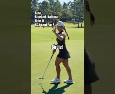 Makes it look so easy! #golf #golfswing #sports #girls Makes it look so easy! #golf #golfswing #sports #girls