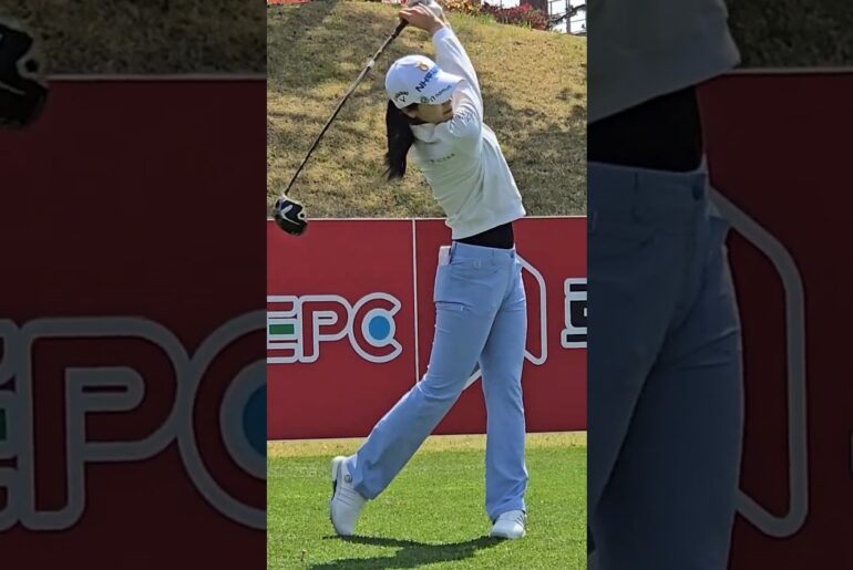 투어 8년차.3승.32억원.KLPGA 최고의 미녀골퍼 이가영프로 드라이버 티샷 슬로우모션 영상 #KOREA#GOLF#KLPGA#미녀#Beauty#골퍼#golfshorts#골프쇼 투어 8년차.3승.32억원.KLPGA 최고의 미녀골퍼 이가영프로 드라이버 티샷 슬로우모션 영상 #KOREA#GOLF#KLPGA#미녀#Beauty#골퍼#golfshorts#골프쇼