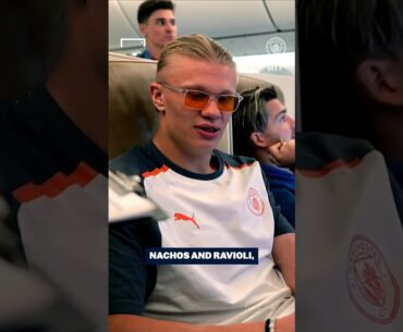 ERLING HAALAND'S CRAZY AIRPLANE FOOD ORDER 🤣 #shorts #football #soccer