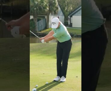 Max Greyserman shows off two different shots around the green with his Opus SP