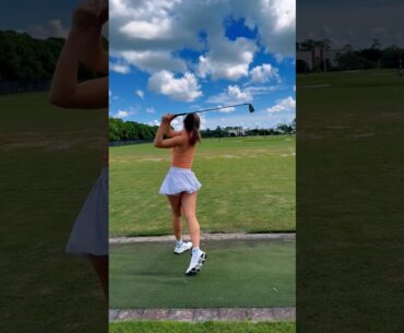 Golf with Syf (beginner edition) 🏌🏻♀️ #lol #golf #golfgirl Golf with Syf (beginner edition) 🏌🏻♀️ #lol #golf #golfgirl