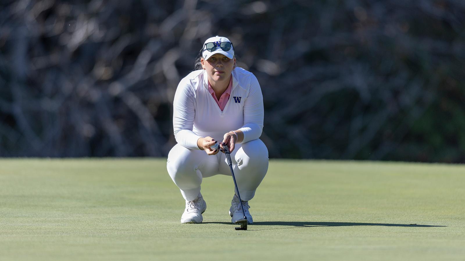 Huskies Continue Play at Nanea Invitational Huskies Continue Play at Nanea Invitational