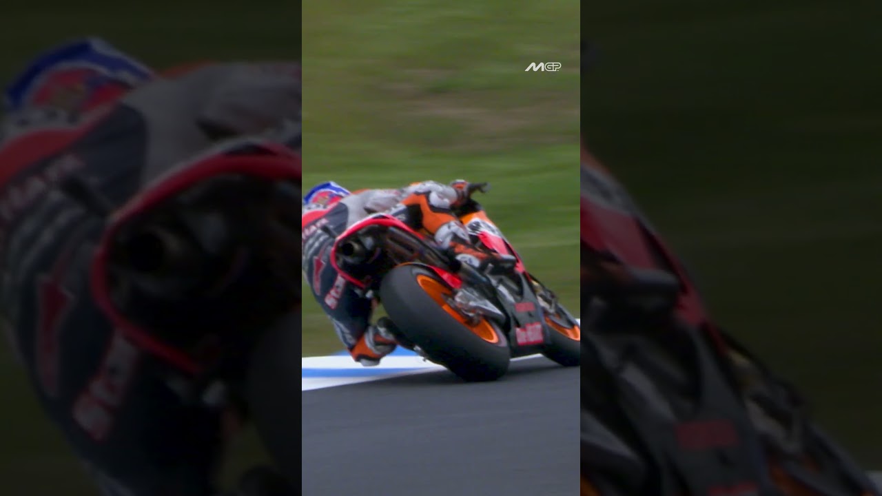 Casey Stoner slides at Turn 3 😎 Casey Stoner slides at Turn 3 😎