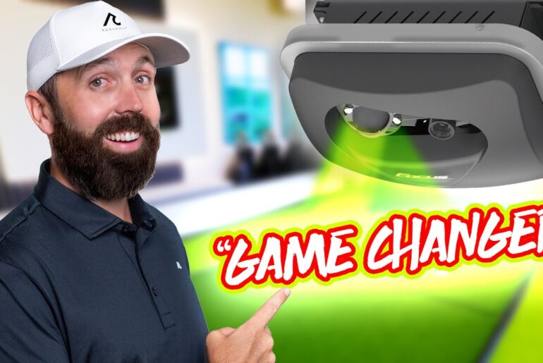 This Golf Simulator is INCREDIBLE! This Golf Simulator is INCREDIBLE!