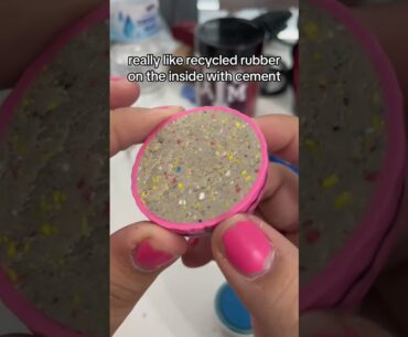 These rubber band golf balls are no joke but I’m so happy golf balls are built differently now These rubber band golf balls are no joke but I’m so happy golf balls are built differently now