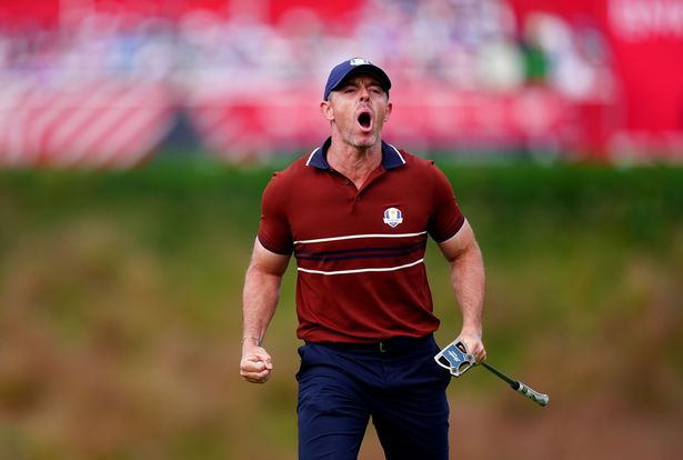 Rory McIlroy yells