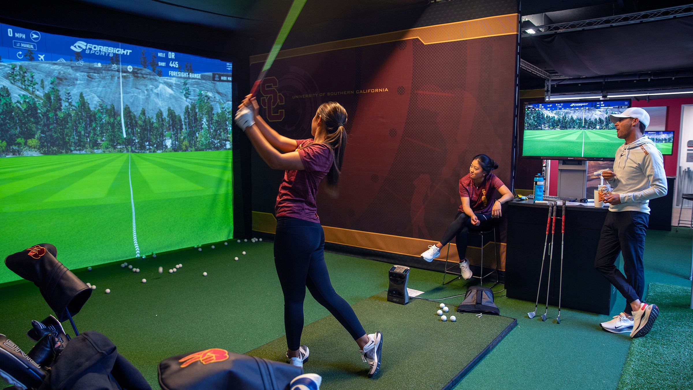 USC women’s golf team takes a high-tech approach to success USC women’s golf team takes a high-tech approach to success