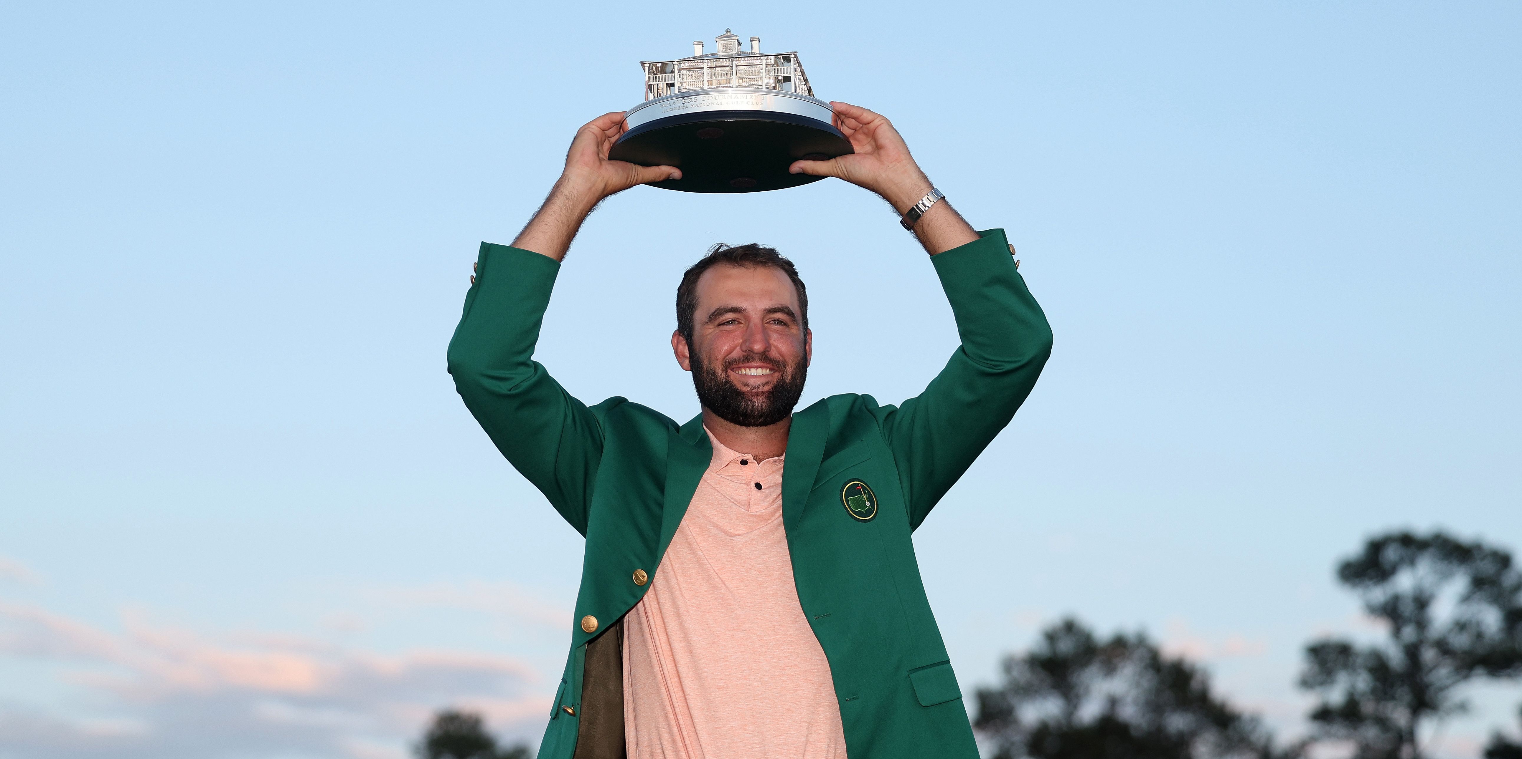 20241223-scheffler-masters-trophy-jacket-GettyImages-2148642782.jpg
