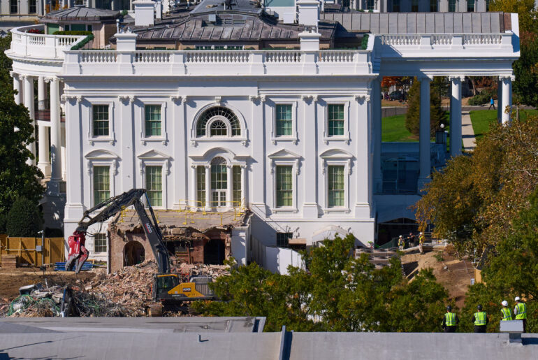 Debris and dirt from White House demolition moved to Hyattsville and a DC golf course WBFF