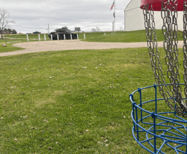 Community pushes to save Viroqua's Veteran Hills disc golf course | Local News