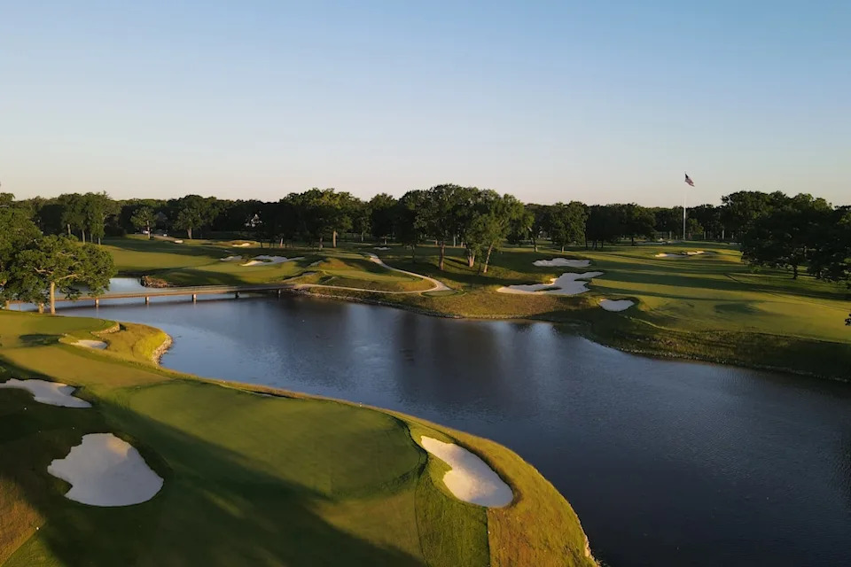 /content/dam/images/golfdigest/fullset/2023/1/Medinah 3 17th 2024.jpg