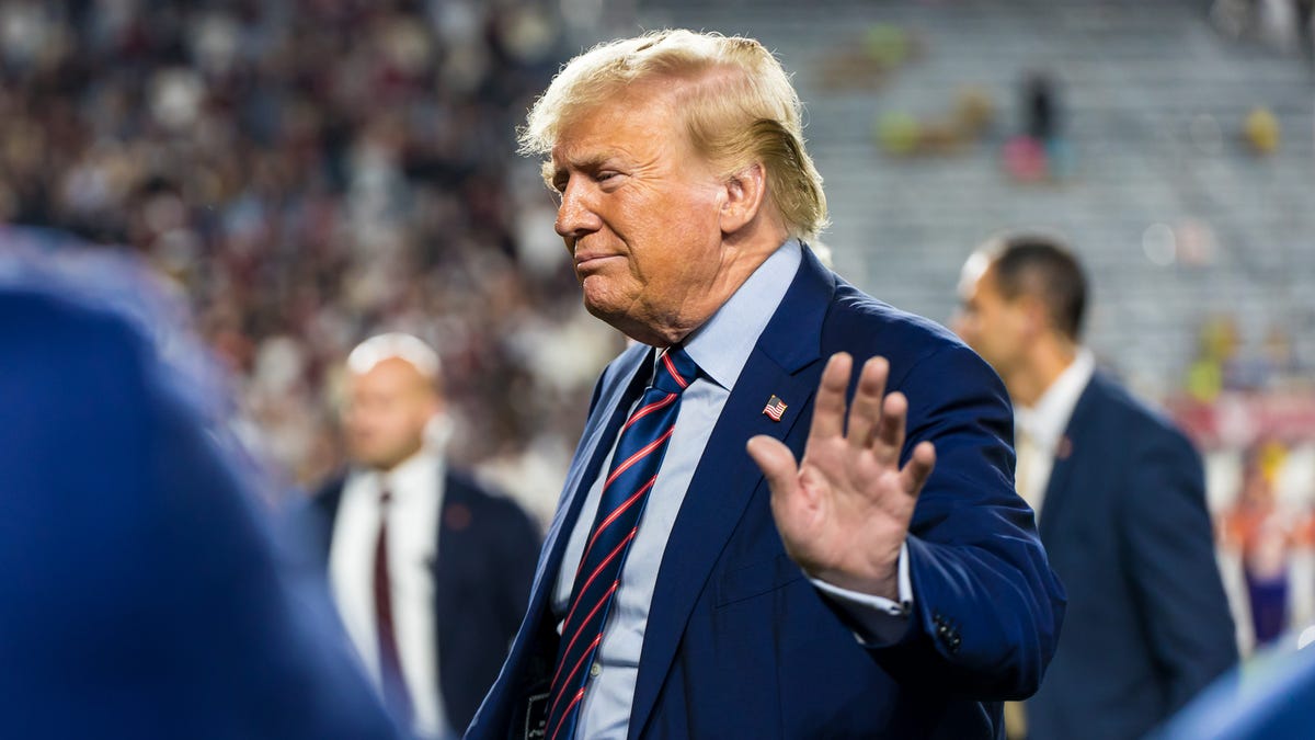 Donald Trump’s 2025 Ryder Cup visit leaves US team ‘deeply honored’ Donald Trump's 2025 Ryder Cup visit leaves US team 'deeply honored'