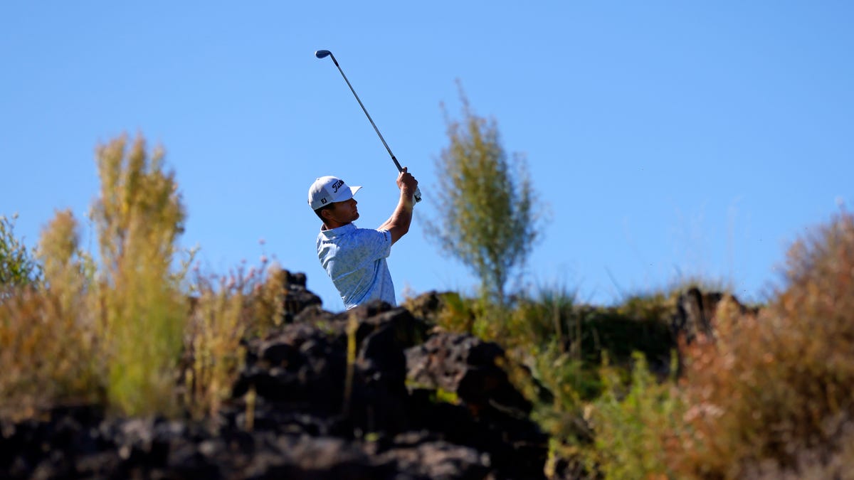 Sponsor exemptions to win PGA Tour event include Tiger Woods, Phil Mickelson Sponsor exemptions to win PGA Tour event include Tiger Woods, Phil Mickelson