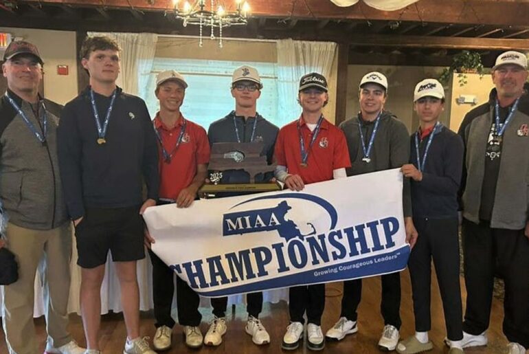 Old Rochester golf wins 2025 Div. 3 state championship