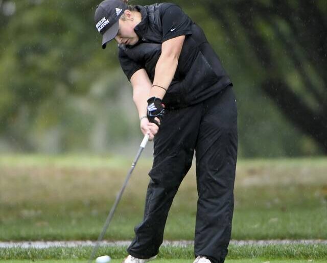 8910959_web1_ptr-WPIALGirlsGolf09-100124