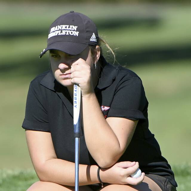 8914605_web1_ptr-WPIALGirlsGolf04-100225