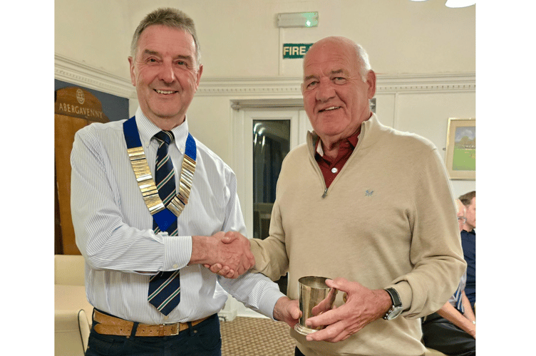 Geoff Morris won low handicapper honours