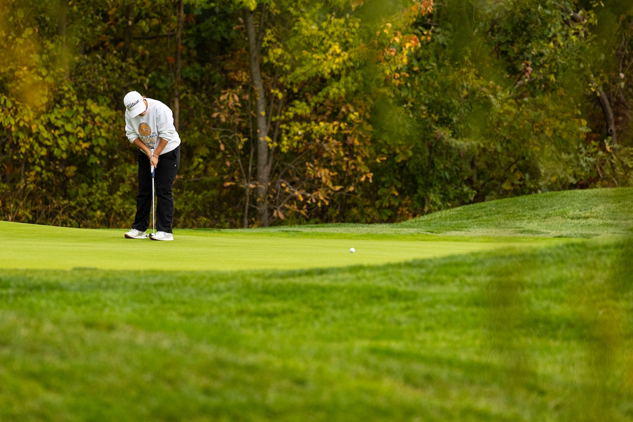 Girls Golf D1 2025