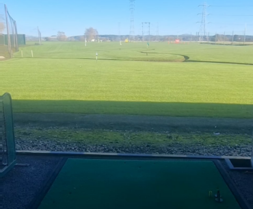 I struggle with hitting the ball to the right all the time 😟