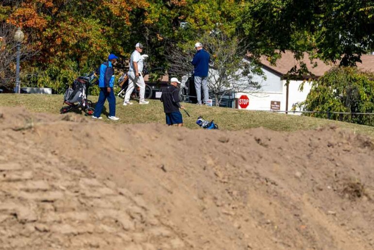 Why is the White House carting dirt to a golf course? It’s a D.C. mystery Why is the White House carting dirt to a golf course? It’s a D.C. mystery