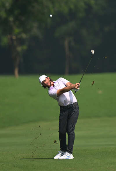 Tommy Fleetwood masters the heat and greens in Delhi