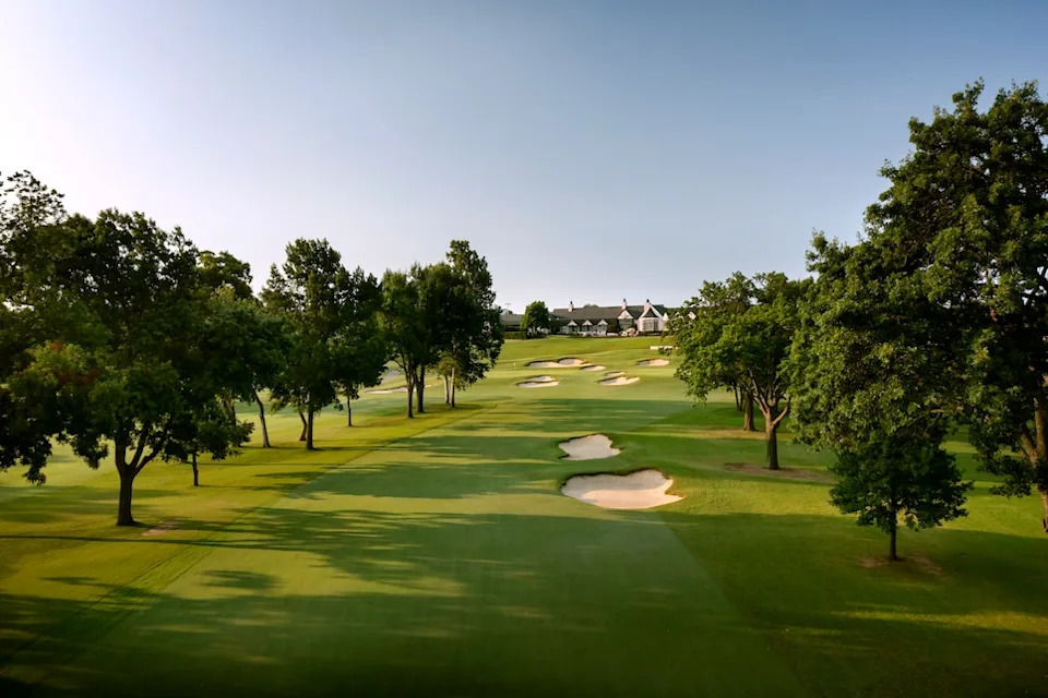 southern-hills-country-club-eighteenth-9301