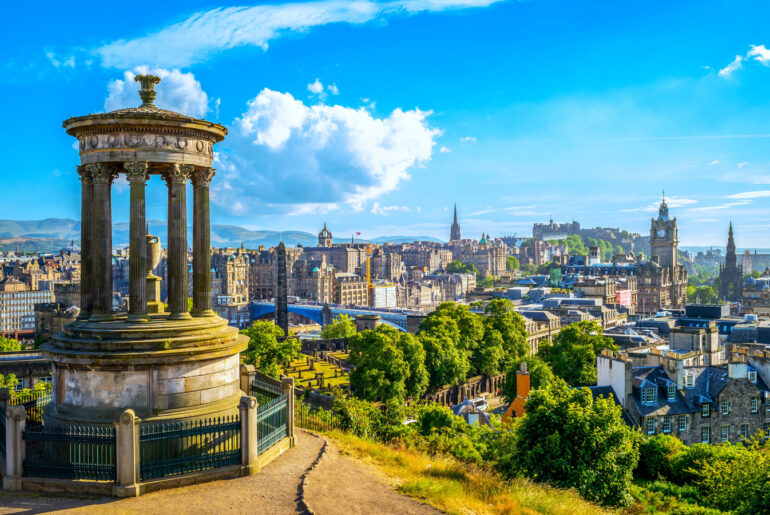 American Airlines Announces First New Route Of Its Kind To One Of Donald Trump’s Favorite Destinations American Airlines Announces First New Route Of Its Kind To One Of Donald Trump's Favorite Destinations