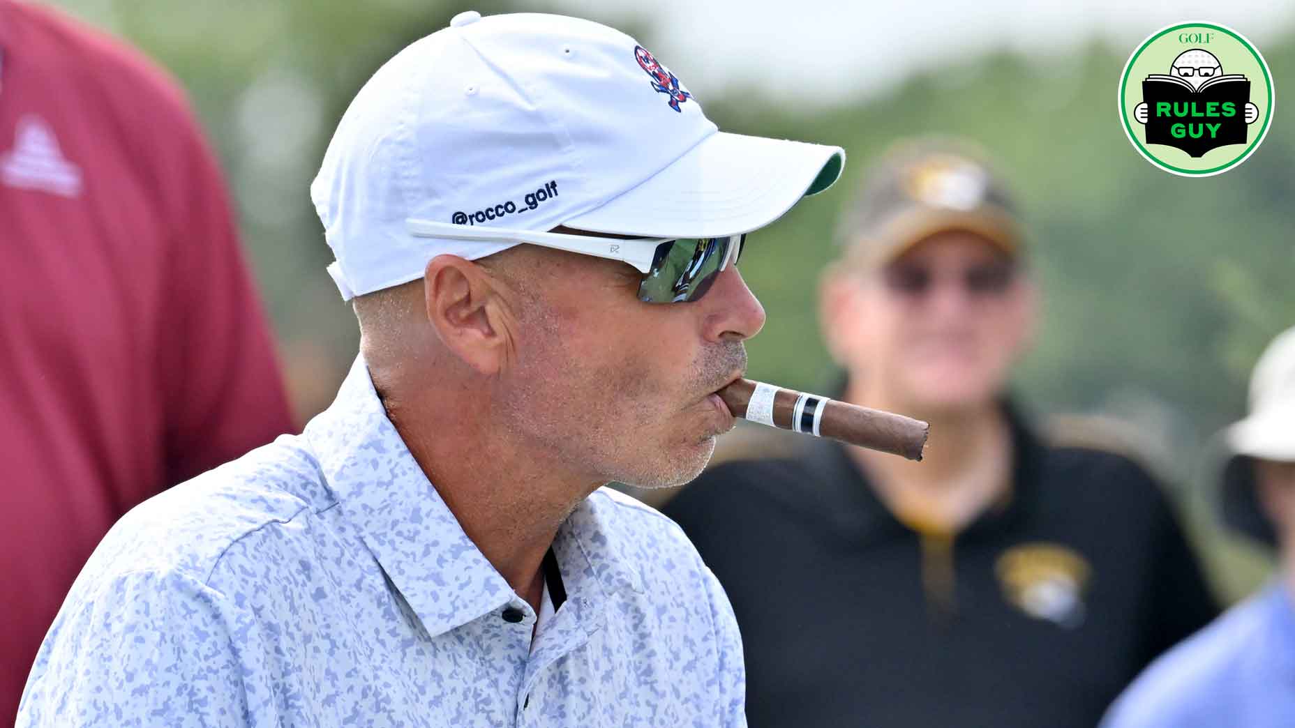 Is it legal to putt while puffing a cigar? Rules Guy Is it legal to putt while puffing a cigar? Rules Guy