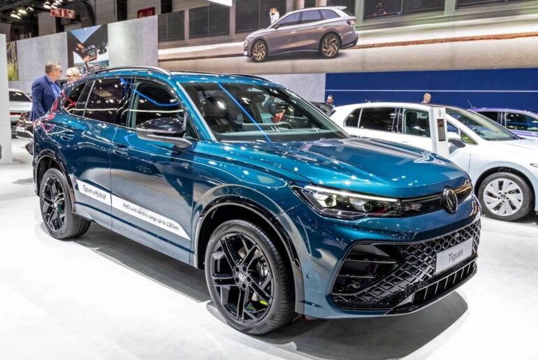 Volkswagen to halt Golf and Tiguan production temporarily Volkswagen to halt Golf and Tiguan production temporarily